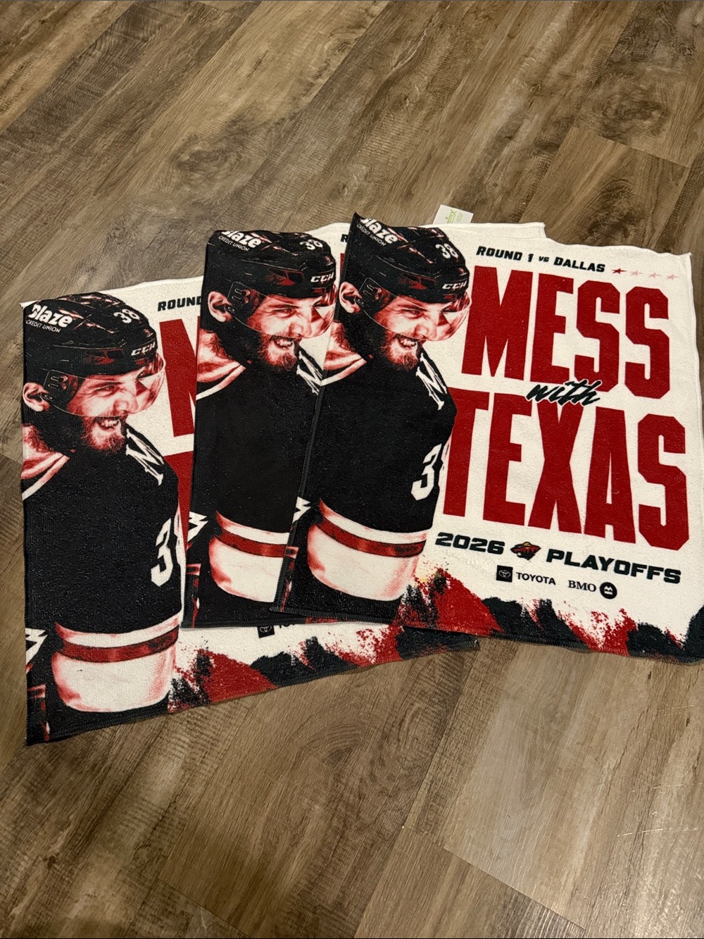 Dallas Playoffs 'Mess with Texas' Red and Black Rally Towel set of 3